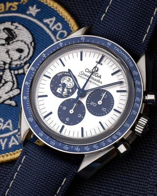 Ômega Speedmaster Silver Snoopy Anniversary Series 100% funcional